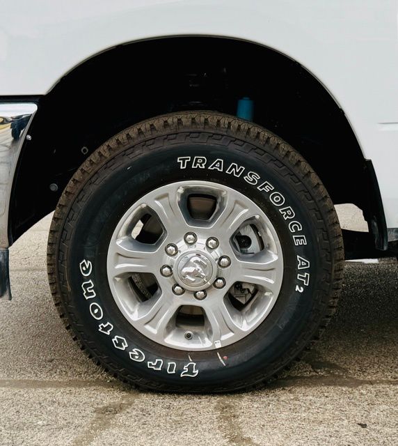 2025 Ram 2500 Big Horn photo 4