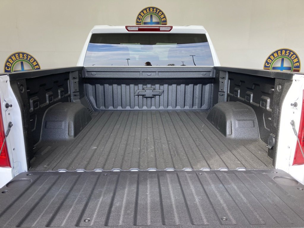 2026 Chevrolet Silverado 1500 LT photo 21