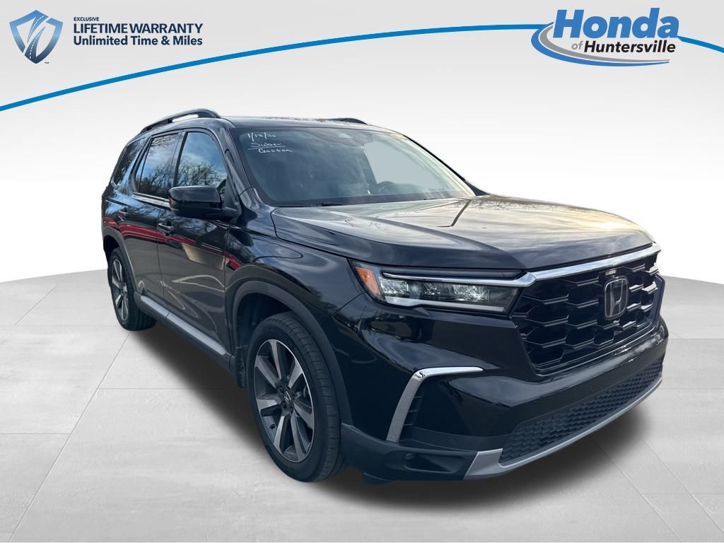 2023 Honda Pilot Touring's photo