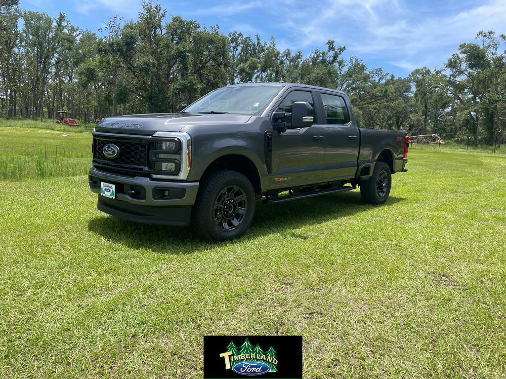 2025 Ford F-250 Super Duty XL's photo