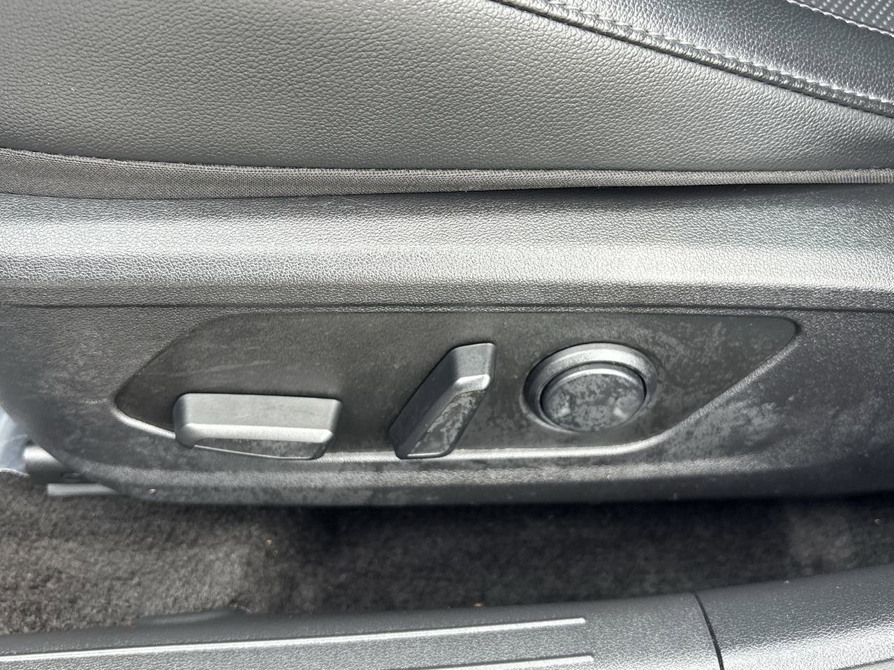 2023 Hyundai Elantra Hybrid Limited photo 16