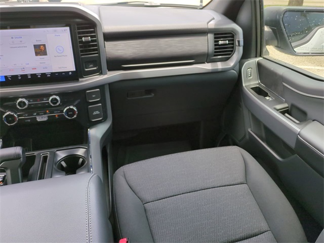2025 Ford F-150 XLT photo 15