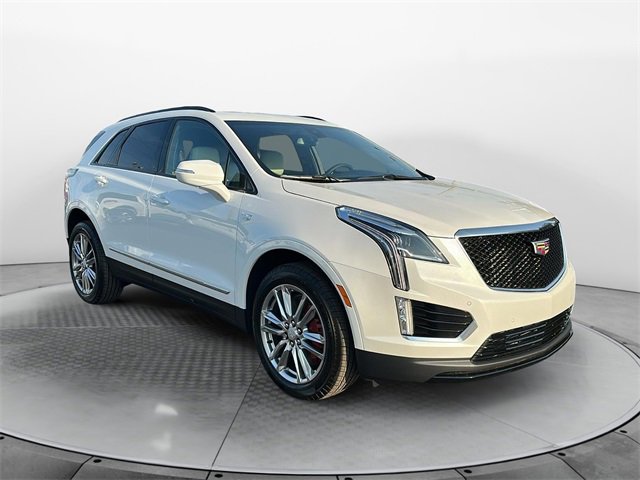 2025 Cadillac XT5 Sport's photo