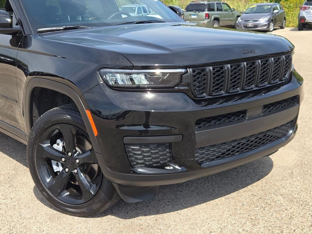 2024 Jeep Grand Cherokee Altitude X photo 2