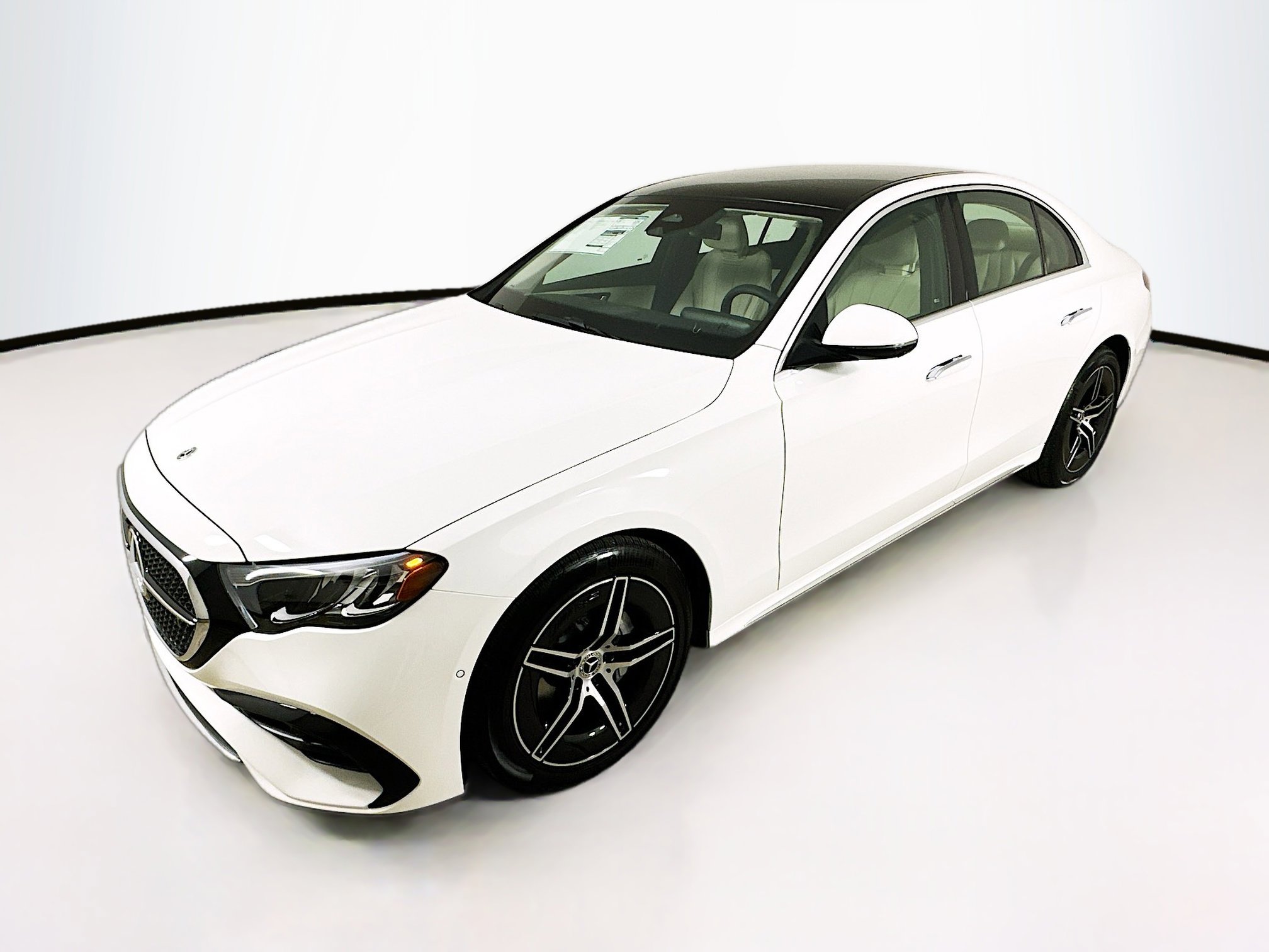 2025 Mercedes Benz E 350 4MATIC Sedan photo 3