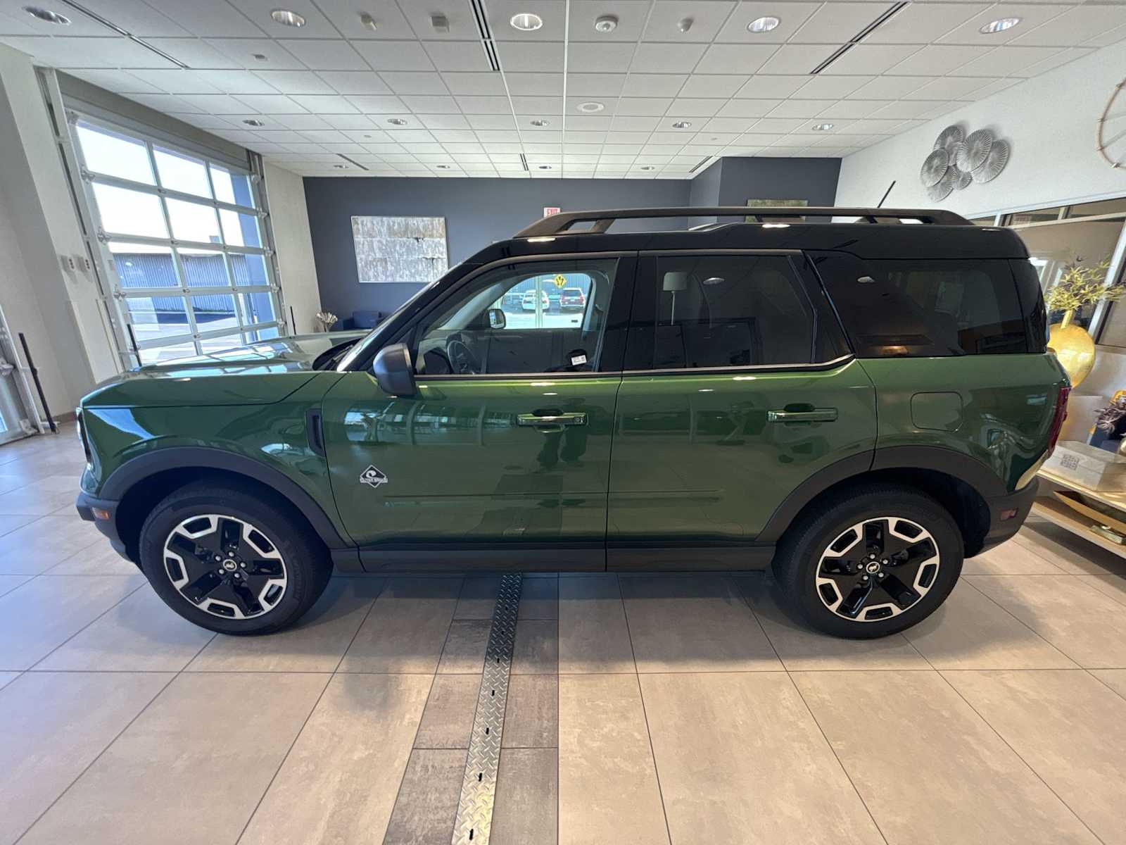 2024 Ford Bronco Sport Outer Banks photo 5