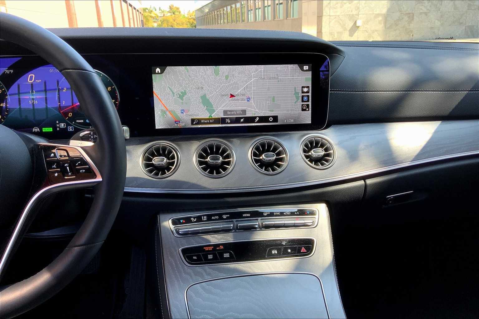 2022 Mercedes Benz E 450 photo 6
