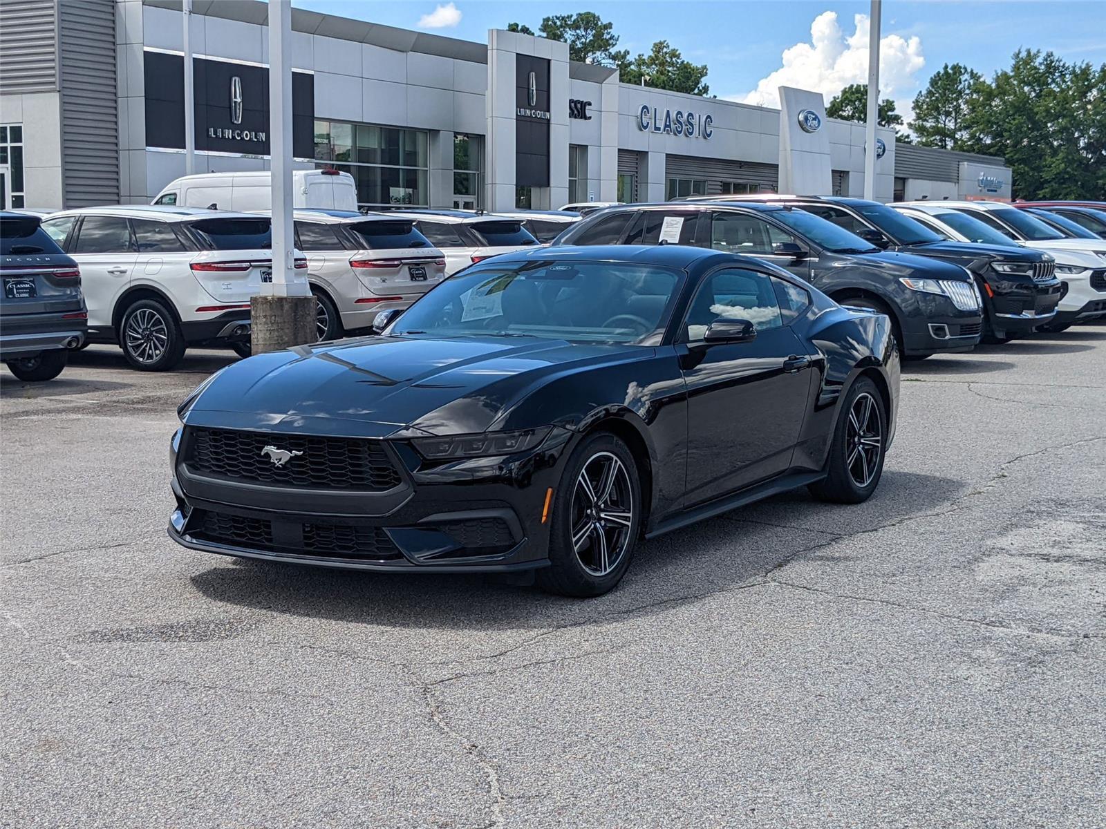 2025 Ford Mustang EcoBoost Premium's photo