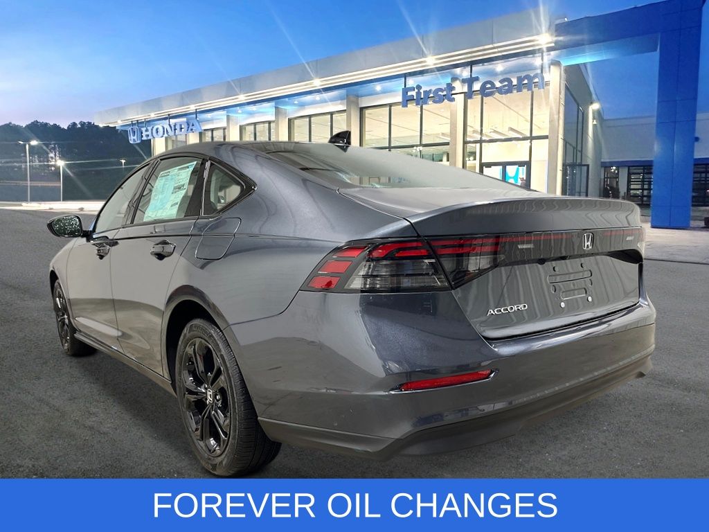 2025 Honda Accord SE photo 2