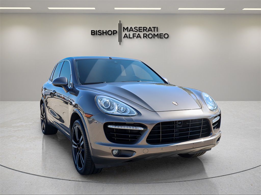 2014 Porsche Cayenne Turbo S's photo