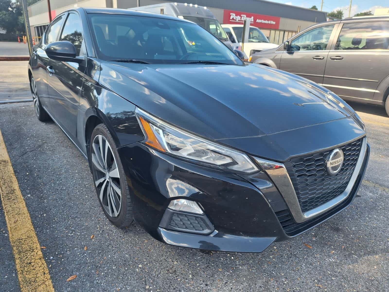 2020 Nissan Altima 2.5 SR photo 3