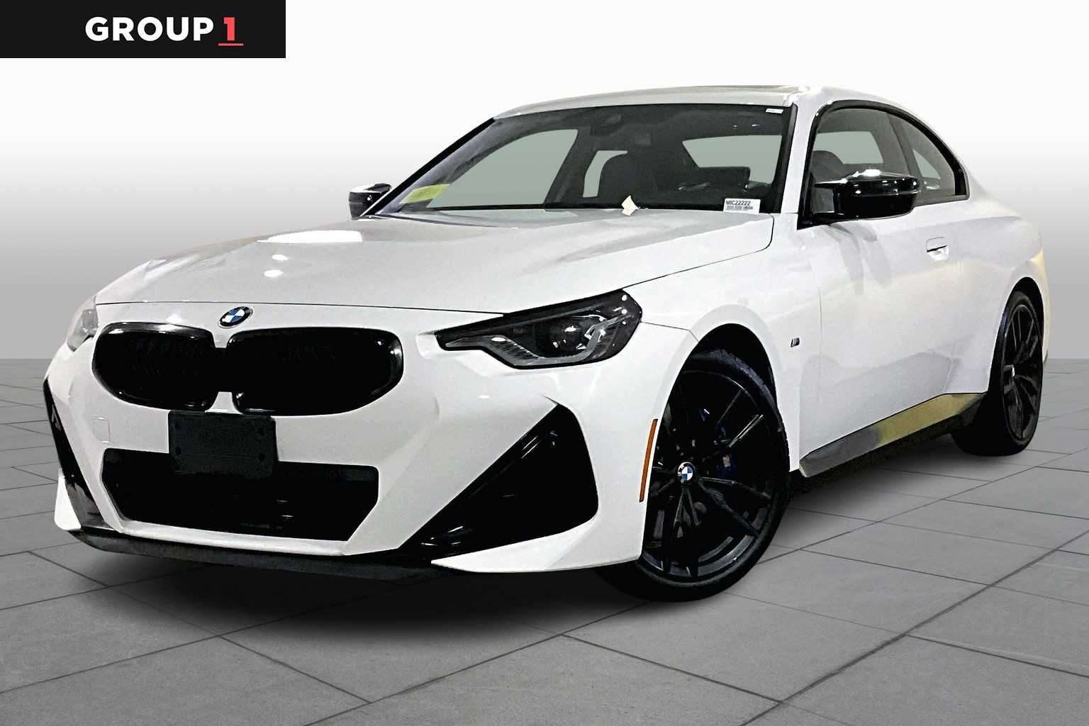 2022 BMW 2 Series M240i's photo