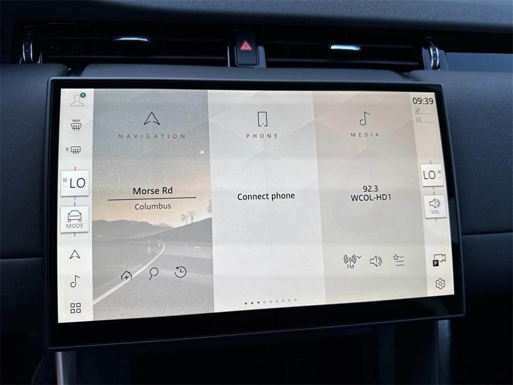2025 Land Rover Discovery Sport S photo 22