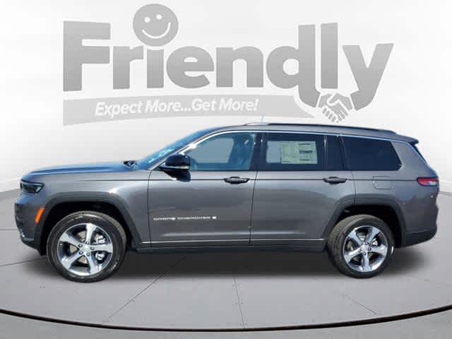 2025 Jeep Grand Cherokee Limited photo 2