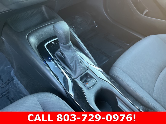 2020 Toyota Corolla LE photo 24