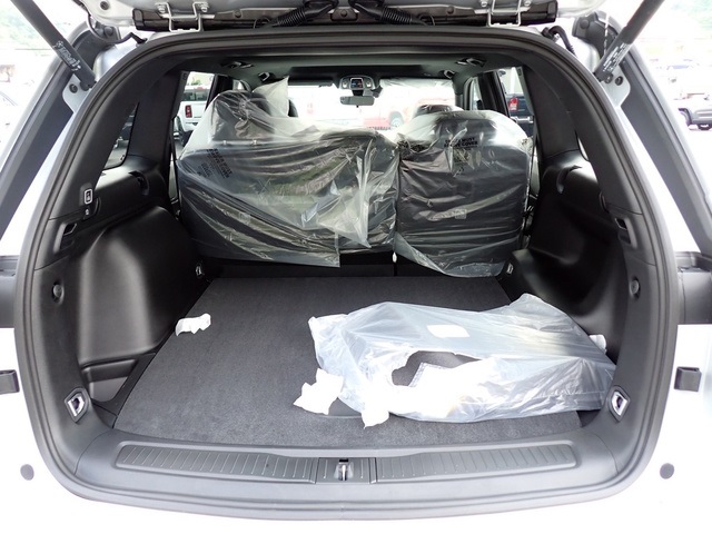 2025 Jeep Grand Cherokee Altitude photo 4