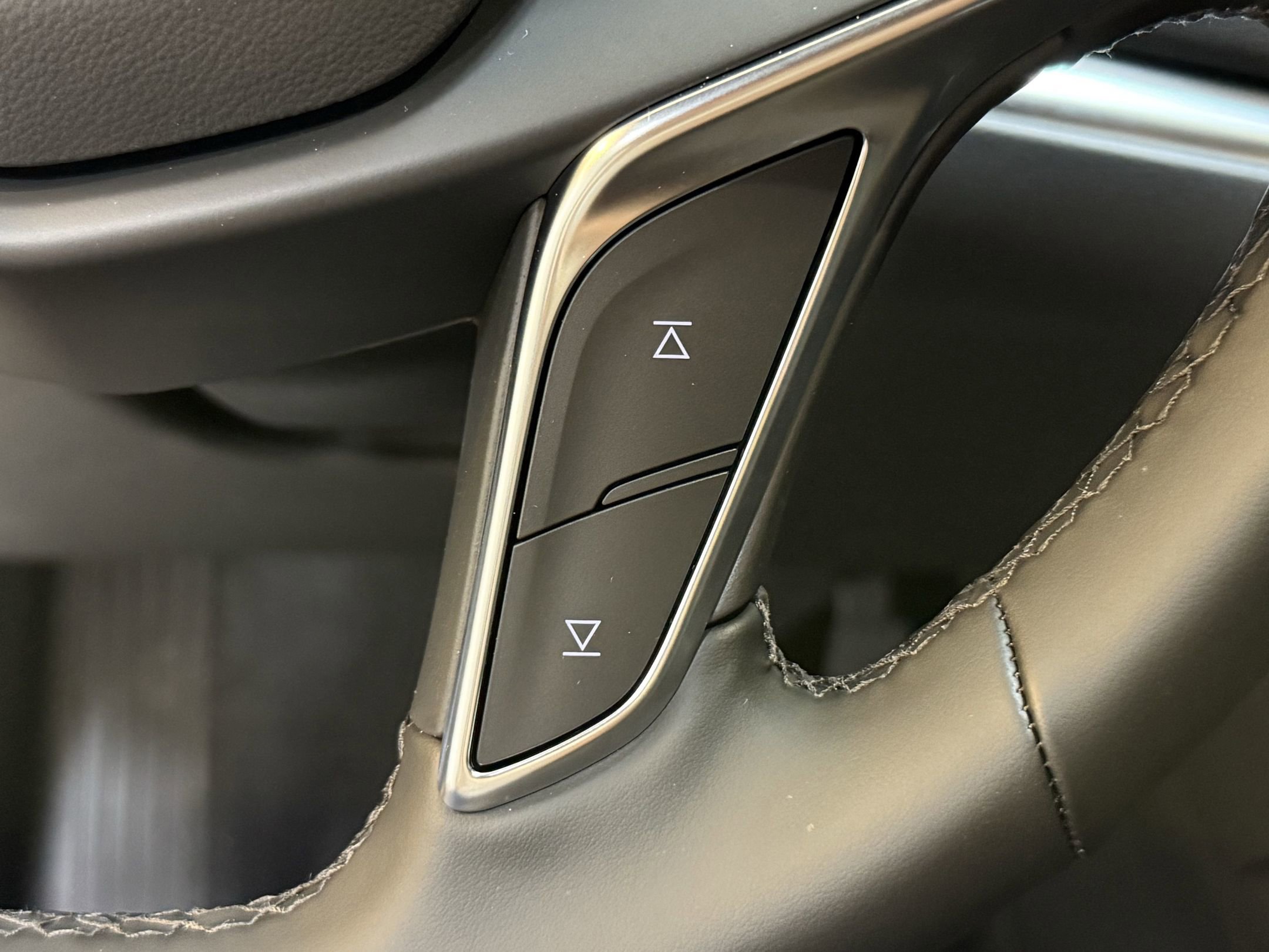 2025 Cadillac XT5 Luxury photo 25