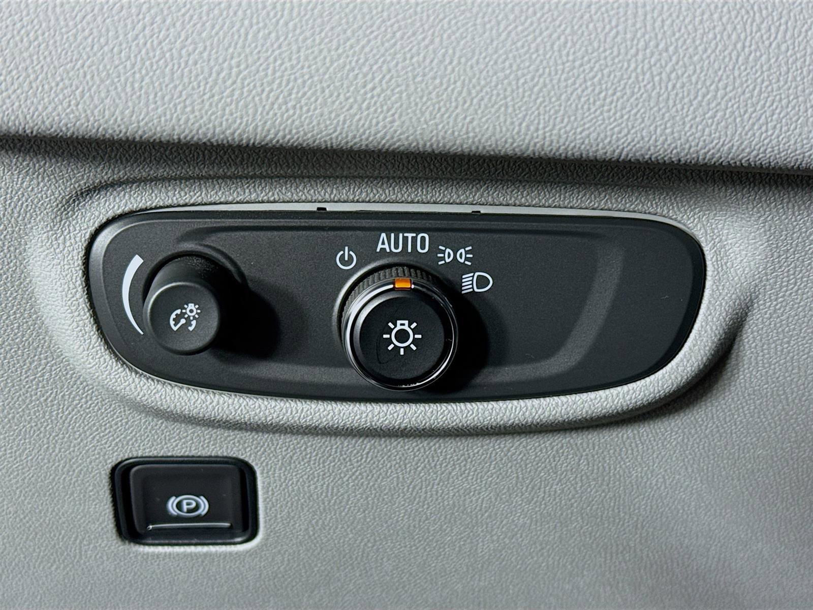2023 Gmc Terrain SLE photo 10