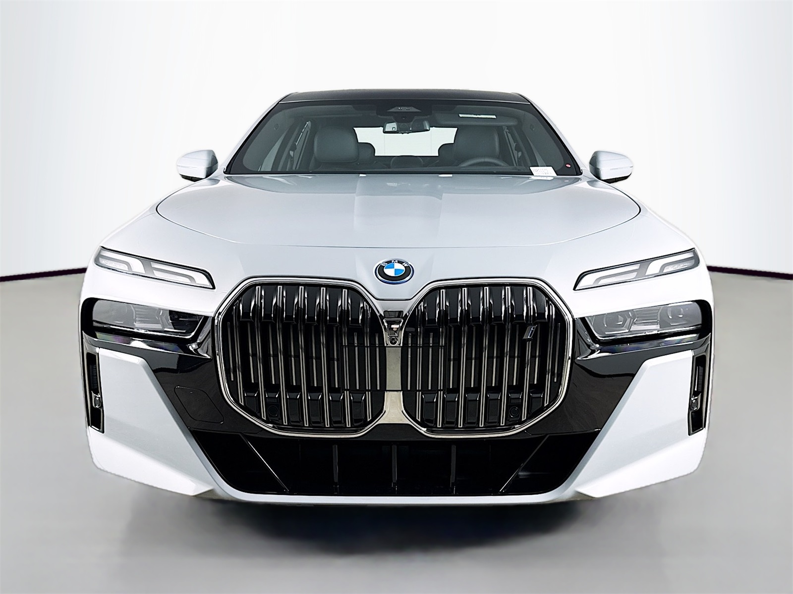 Used 2025 BMW i7 eDrive50 with VIN WBY43EJ04SCU58421 for sale in Westlake Village, CA