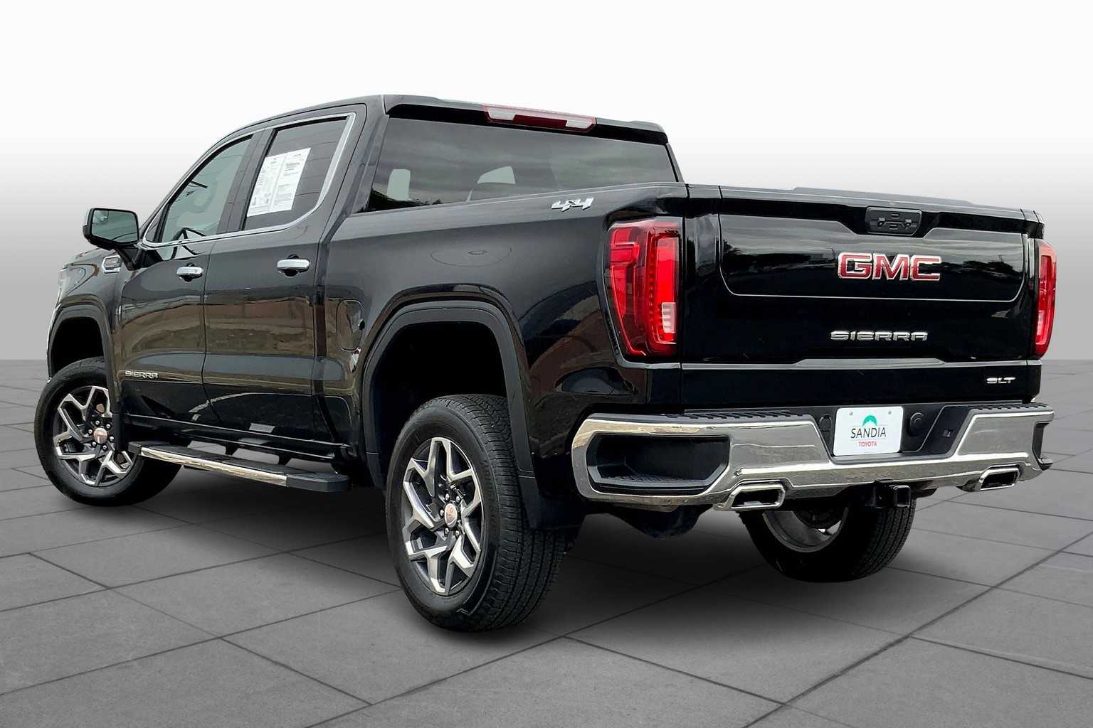 2023 Gmc Sierra 1500 SLT photo 8