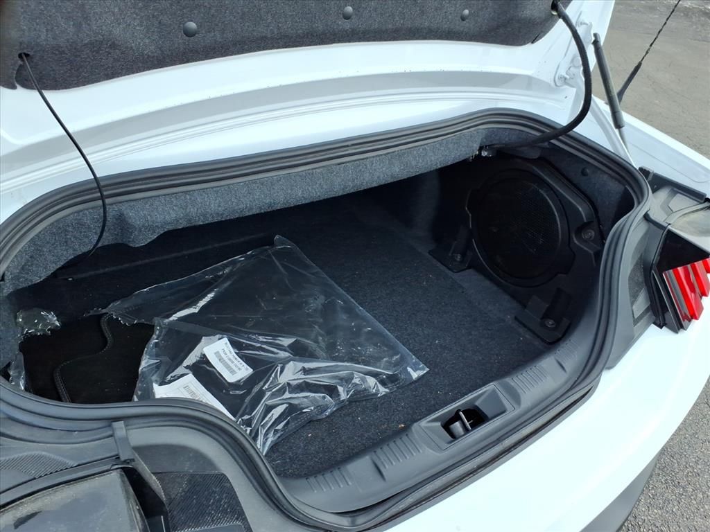 2024 FORD MUSTANG - Image 11