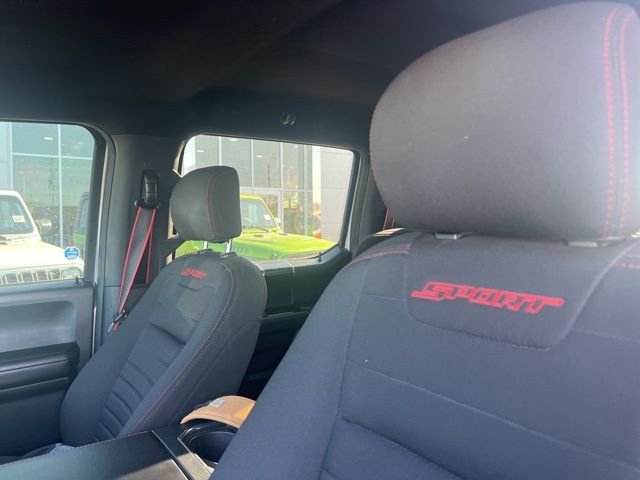 2019 Ford F-150 XLT photo 3