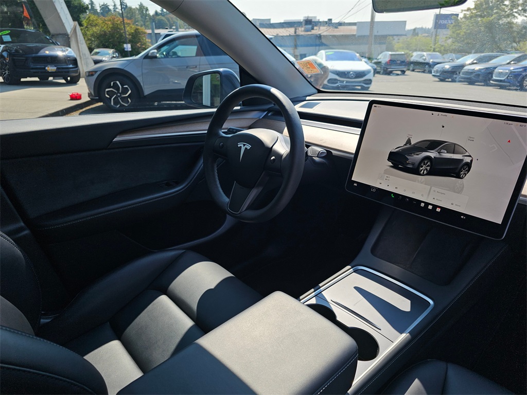 2023 Tesla Model Y Long Range photo 11