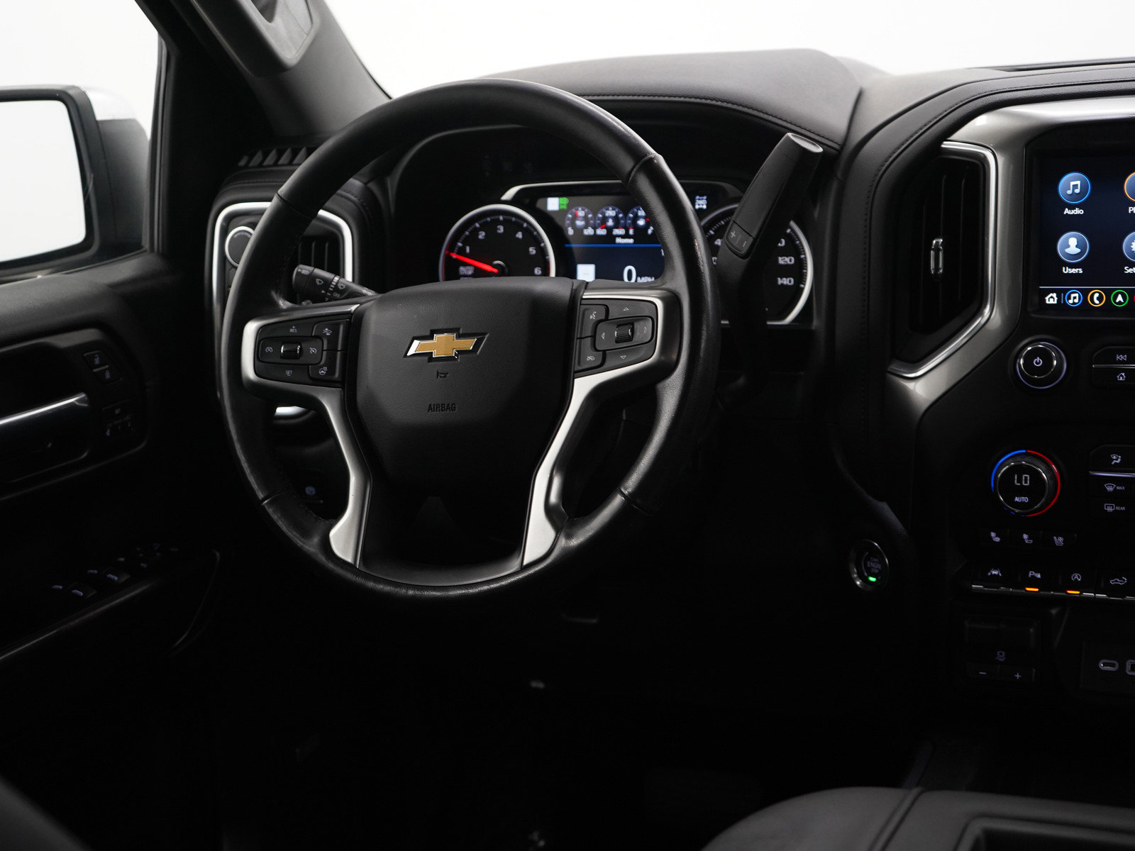 2019 Chevrolet Silverado 1500 LTZ photo 11