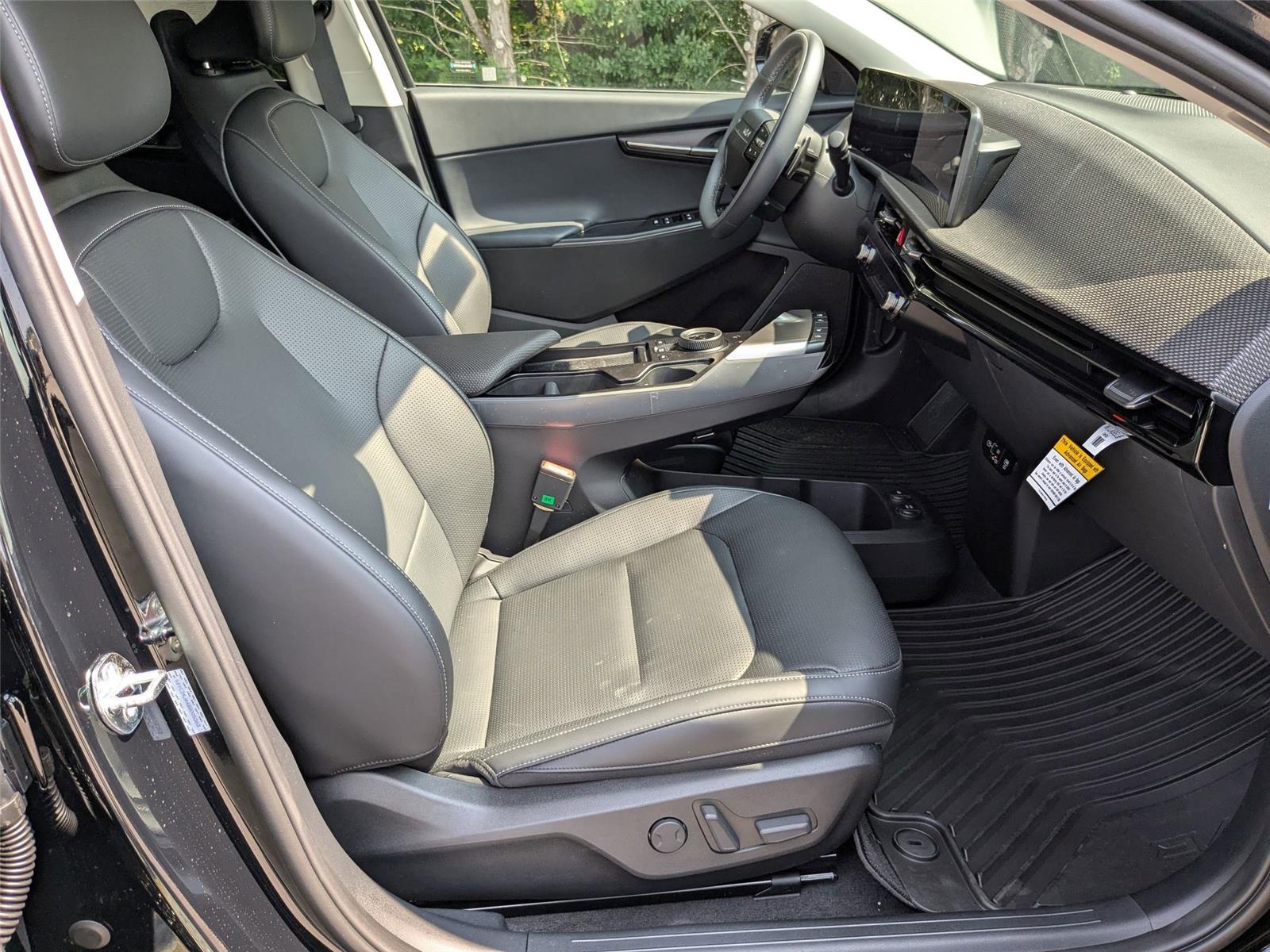 2025 Kia EV6 Wind photo 33