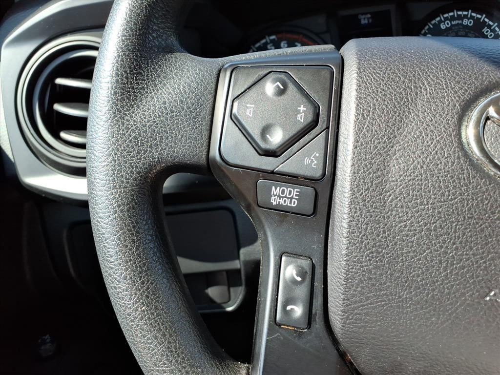 2021 Toyota Tacoma SR 4x4 photo 21