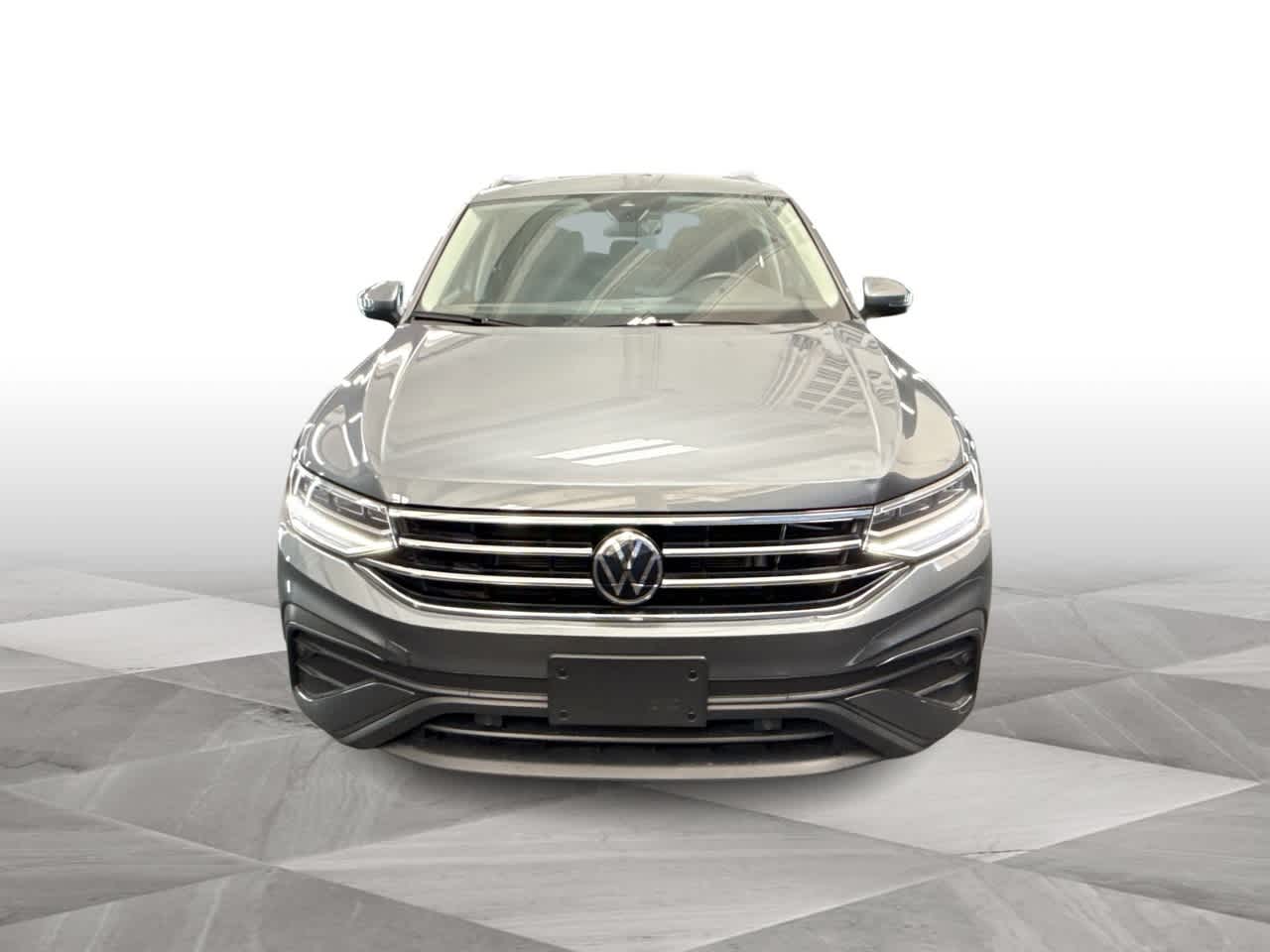 2024 Volkswagen Tiguan SE Wolfsburg Edition photo 3