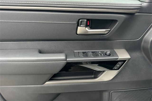 2026 Toyota Tundra Limited CrewMax photo 11
