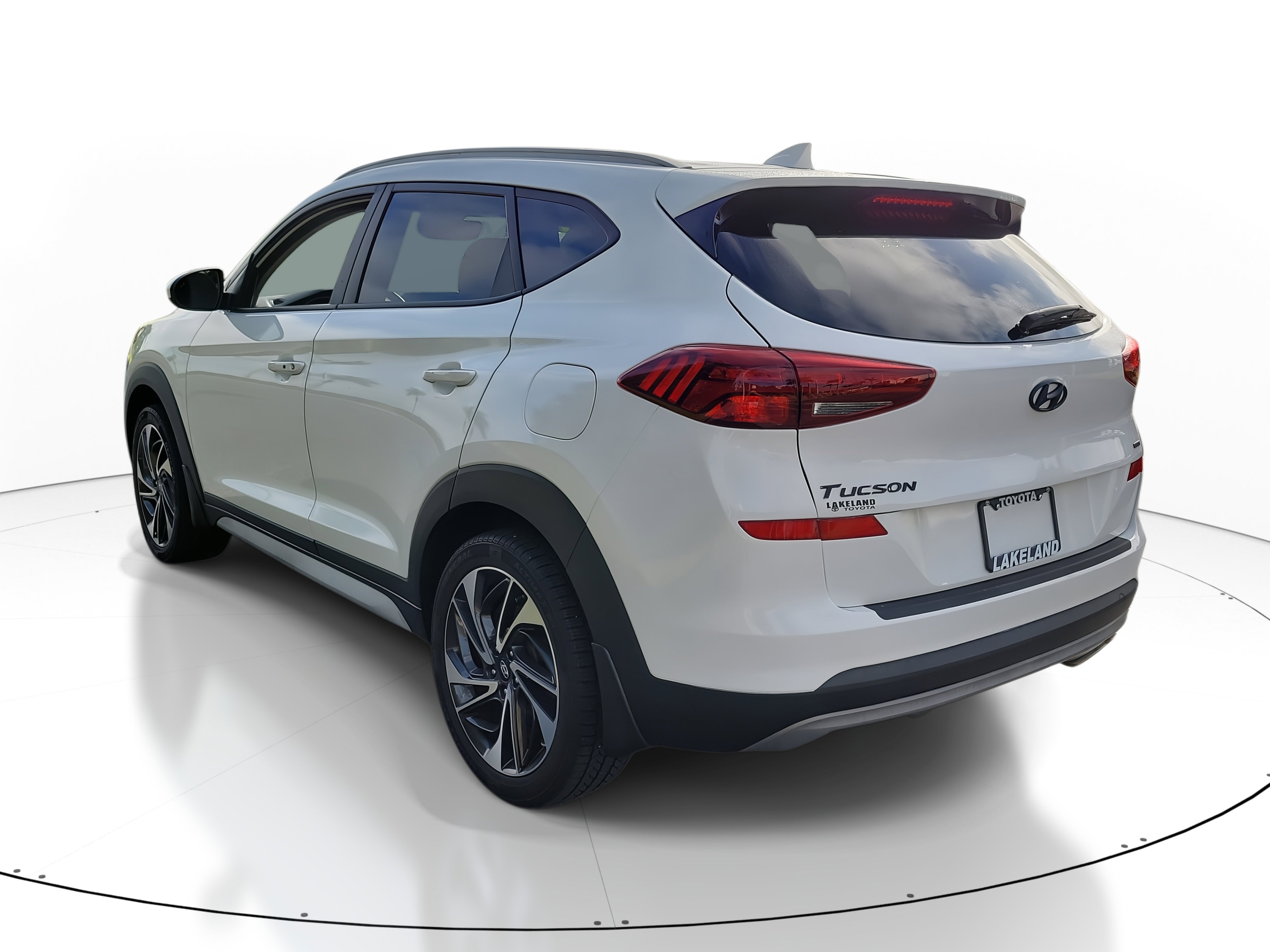 2019 Hyundai Tucson Sport photo 2