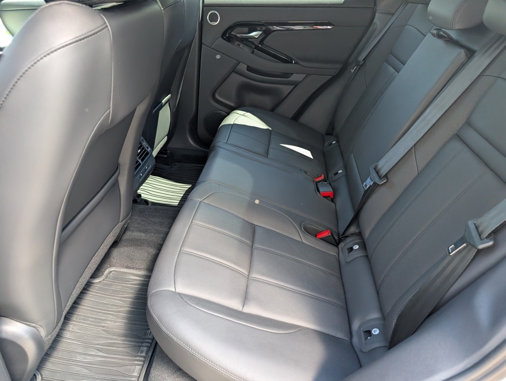 2026 Land Rover Range Rover Evoque Dynamic SE photo 23