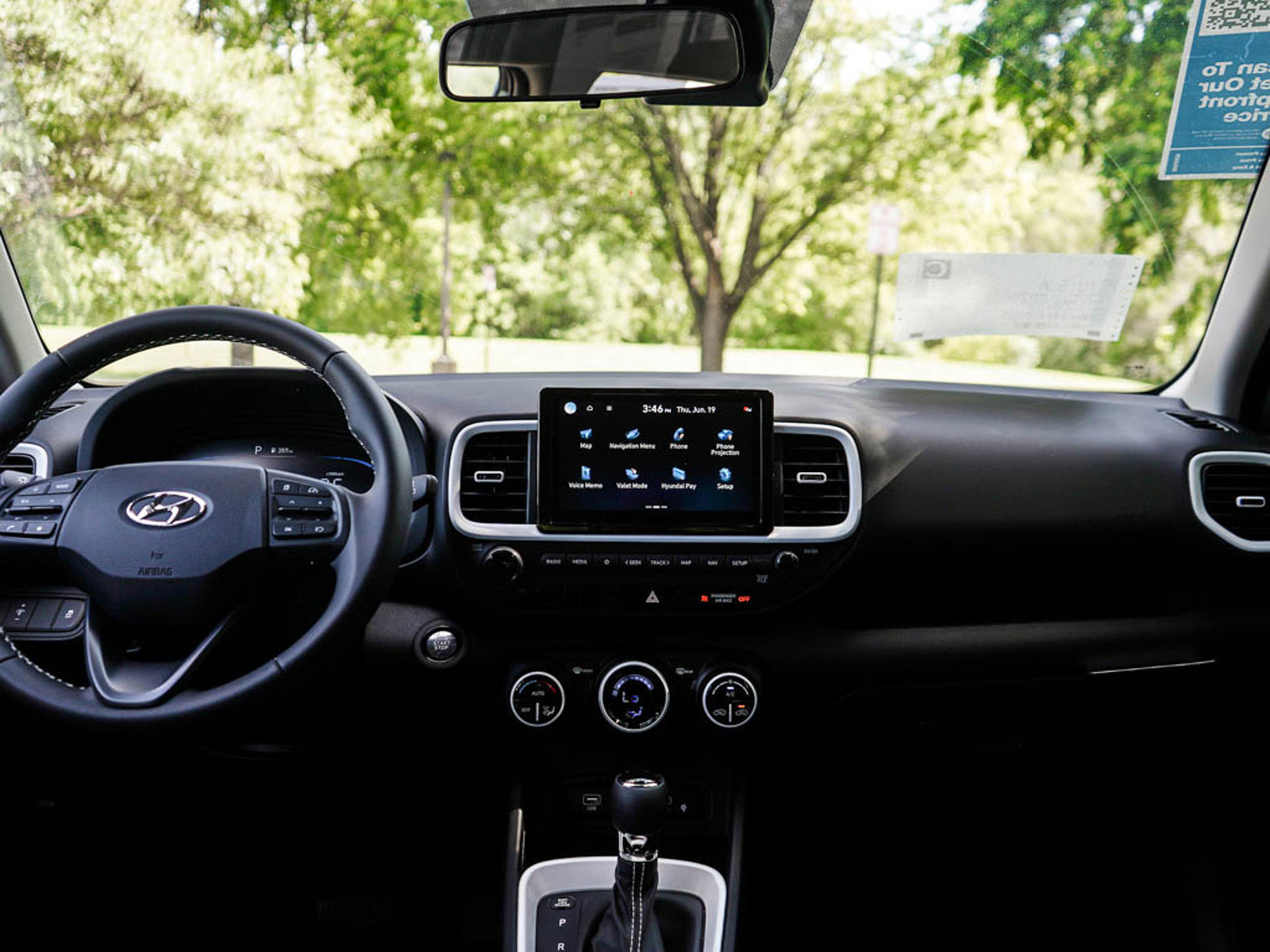 2025 Hyundai Venue Limited photo 13
