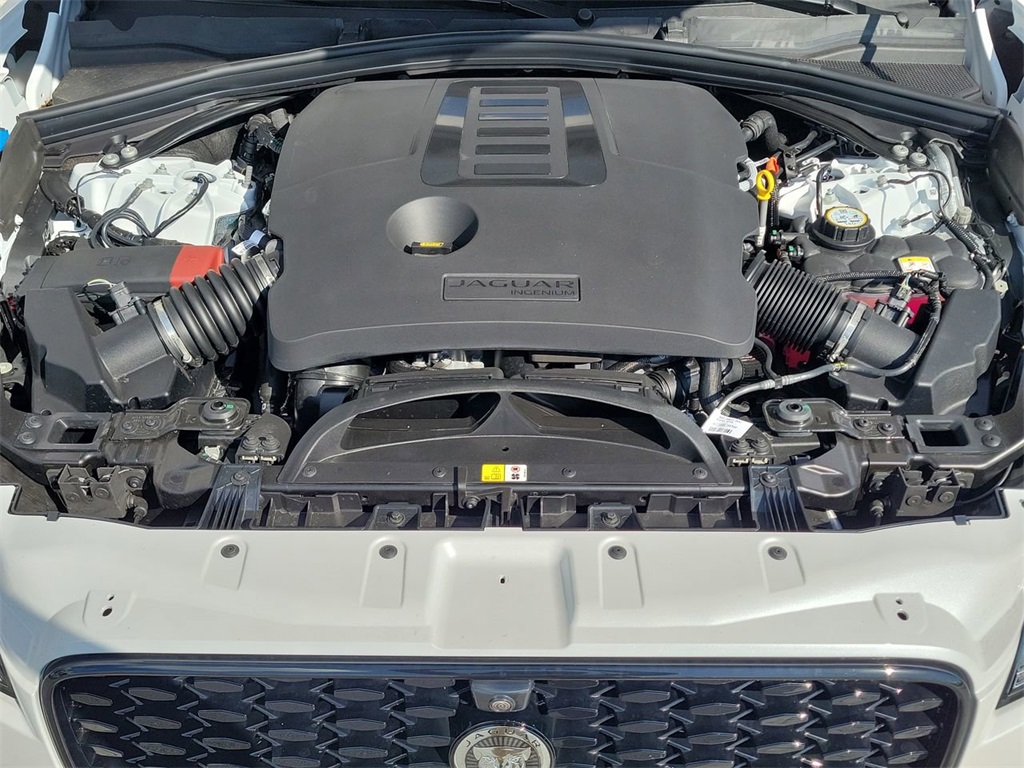 2026 Jaguar F-PACE P400 R-Dynamic S photo 24