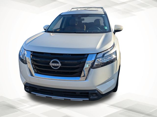 2023 Nissan Pathfinder Platinum photo 4