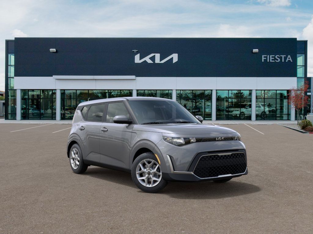 2025 Kia Soul S photo 4