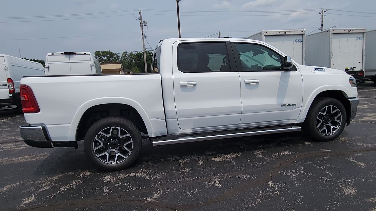 2025 Ram 1500 Laramie photo 8