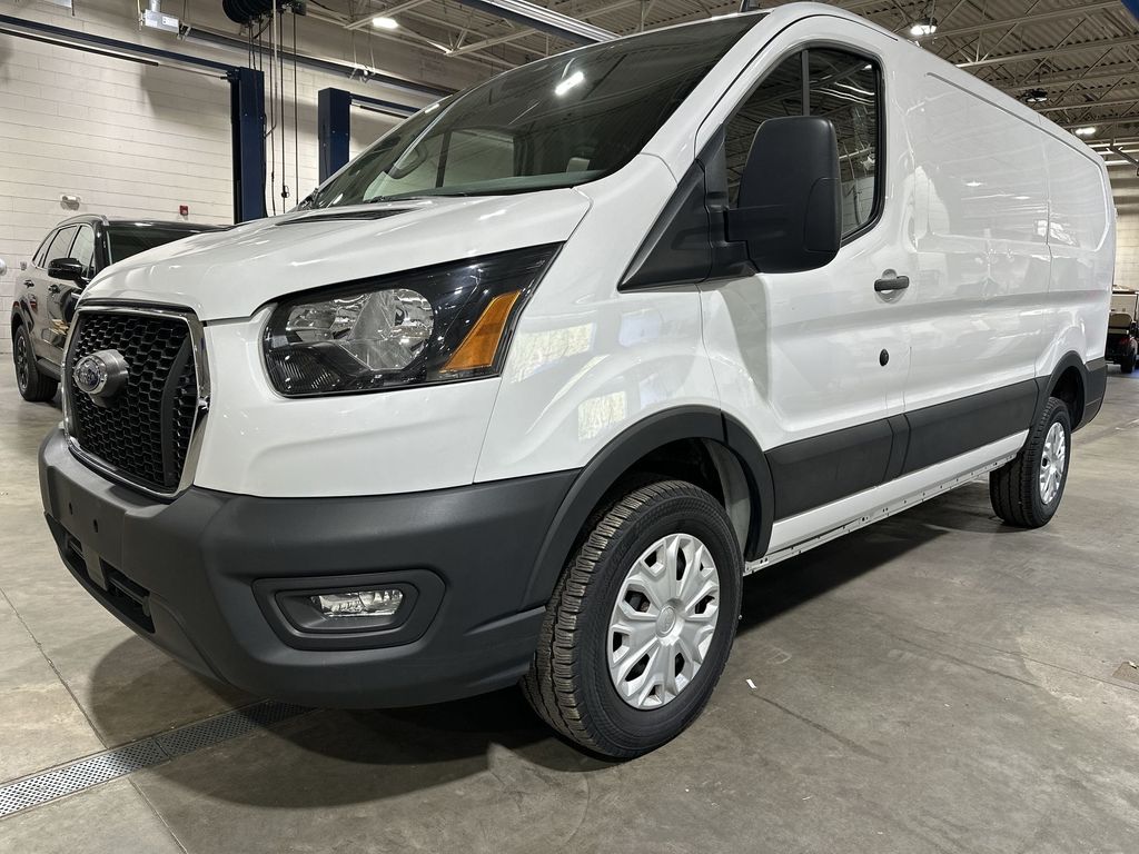 2024 Ford Transit photo 4