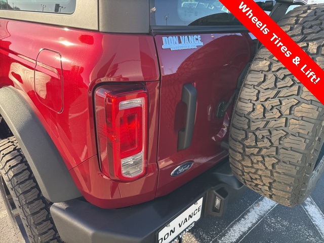 2025 Ford Bronco Base photo 28