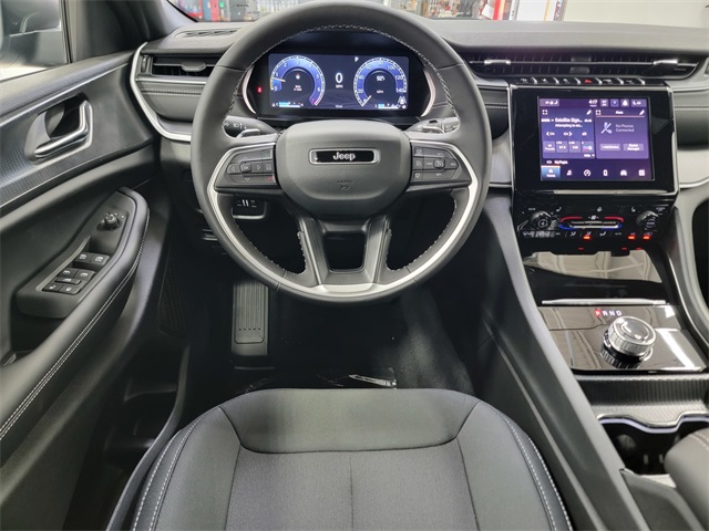 2025 Jeep Grand Cherokee Laredo X photo 22