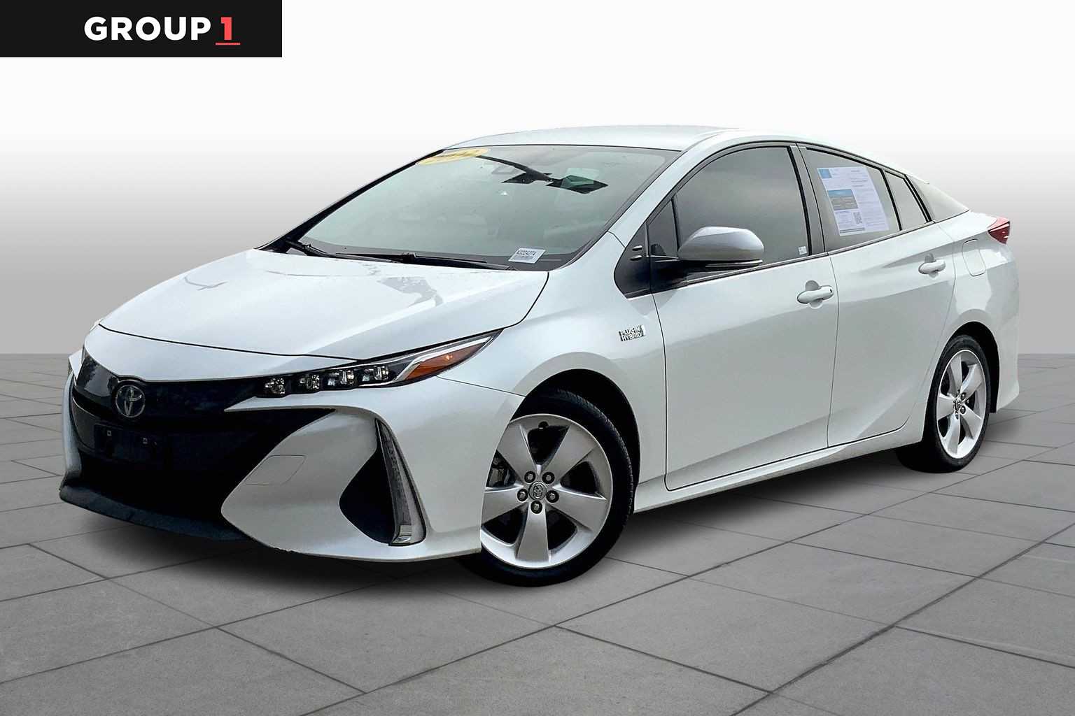 2022 Toyota Prius Prime LE's photo