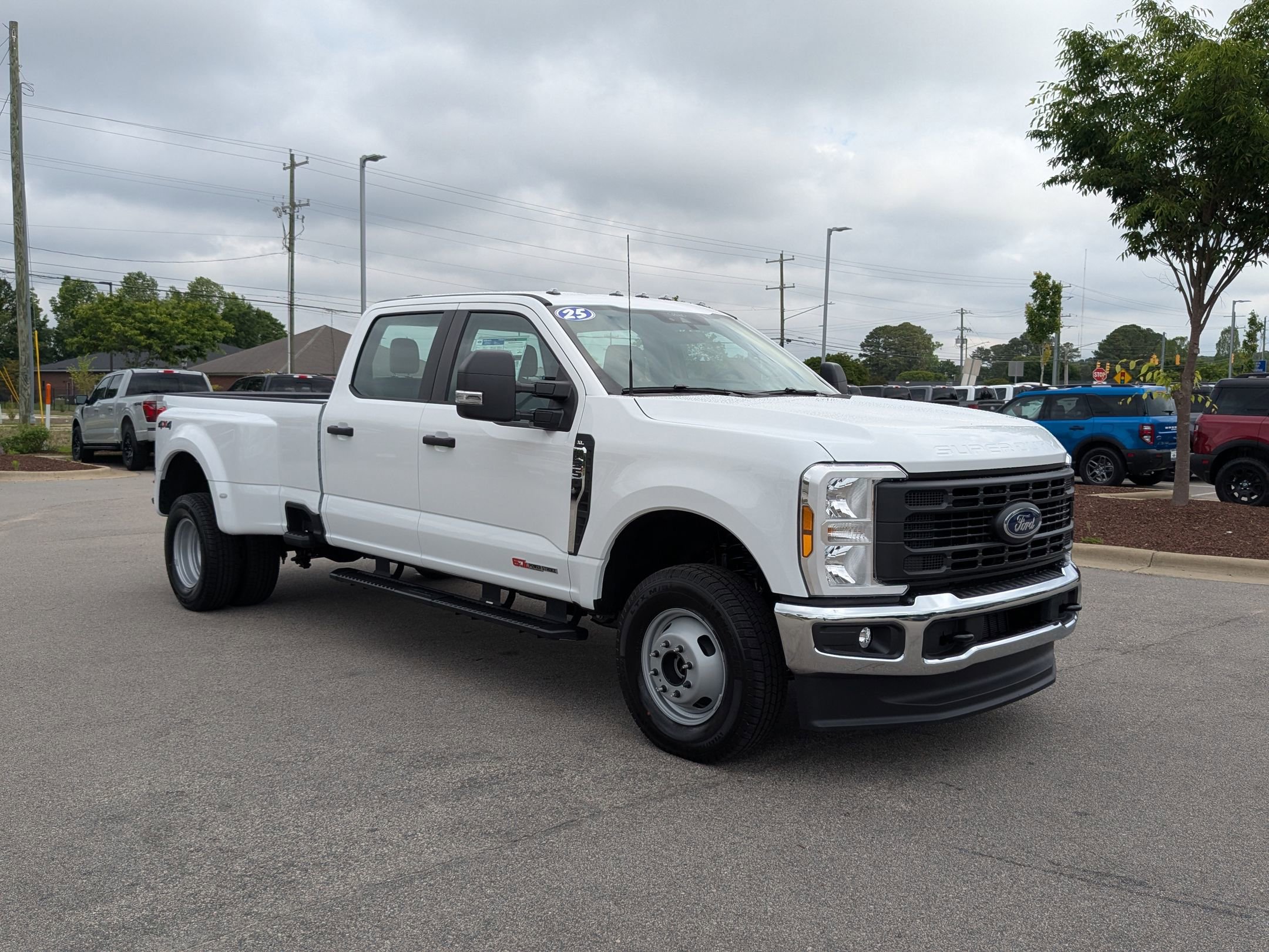 2025 Ford F-350 XL photo 5