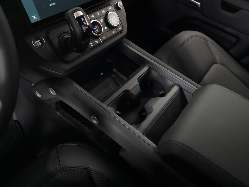 2026 LAND ROVER DEFENDER - Image 28