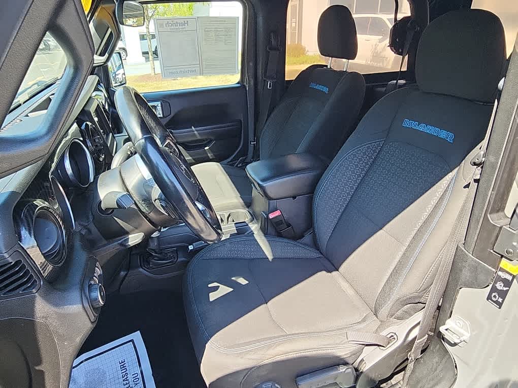 2021 Jeep Wrangler Islander photo 8