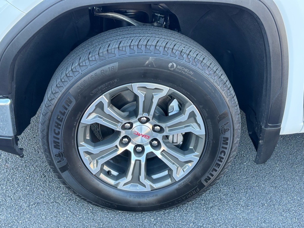 2025 Gmc Sierra 1500 SLT photo 4