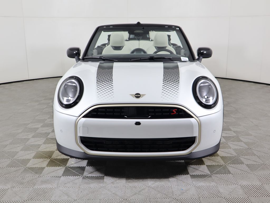 2026 Mini Cooper Convertible Iconic photo 2