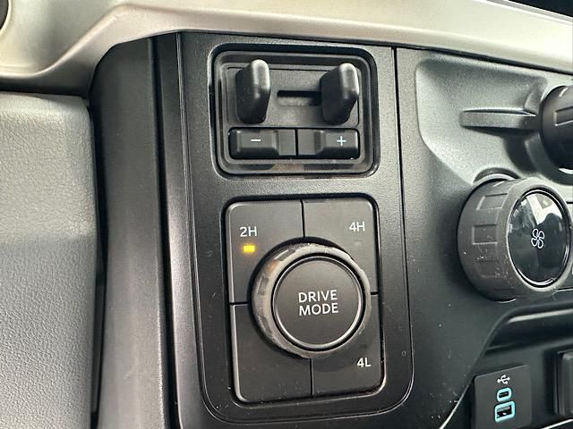 2025 Ford F-250 XLT photo 35