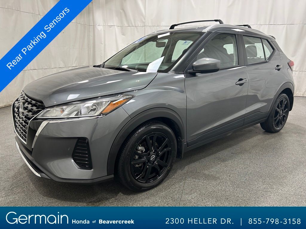 2024 Nissan Kicks SV photo 2